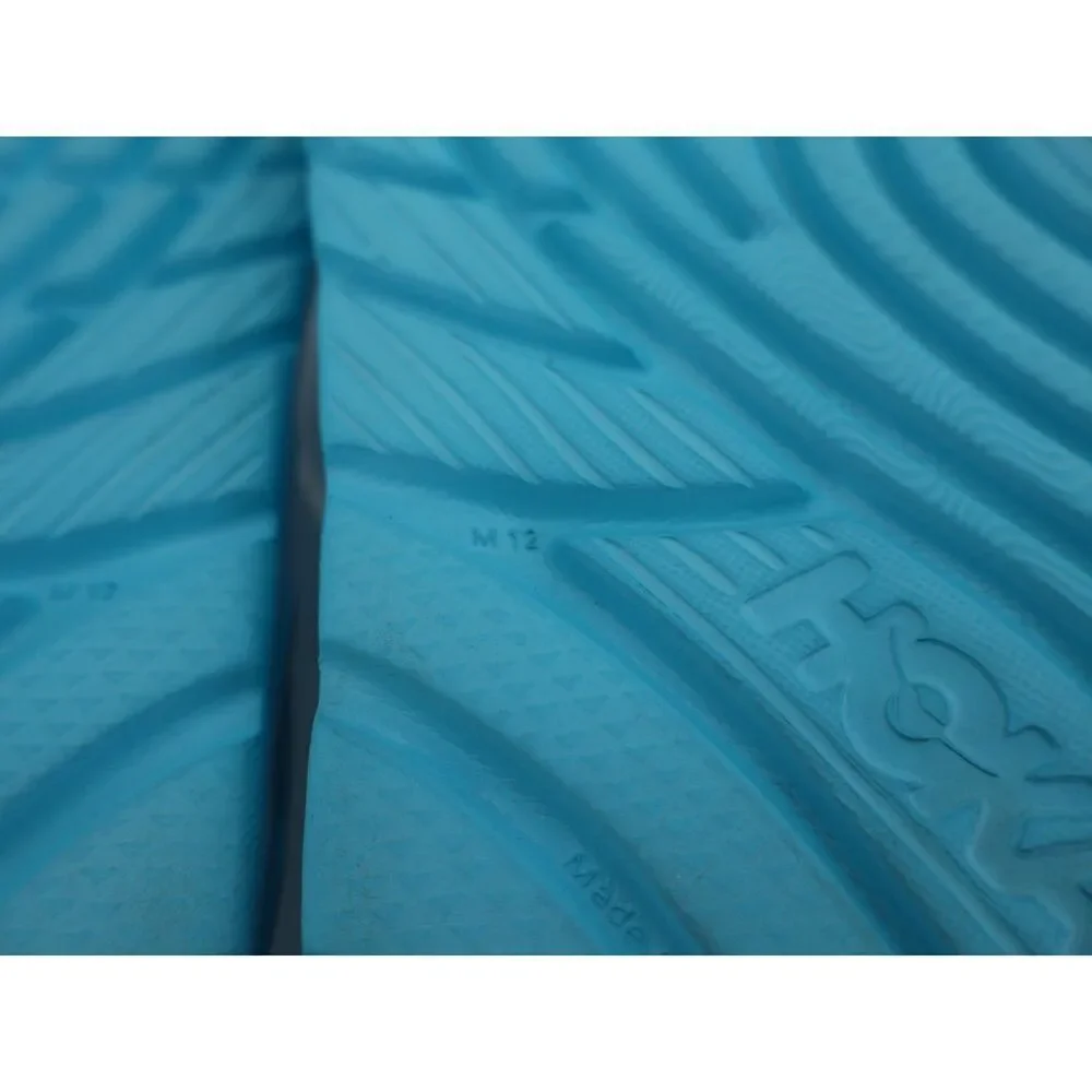 Hoka One One hoka one
